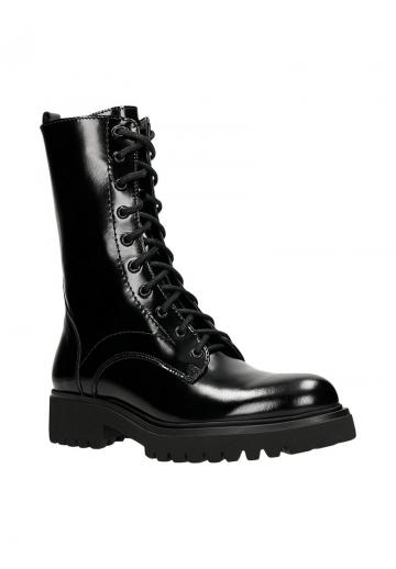 Ботинки на шнуровке