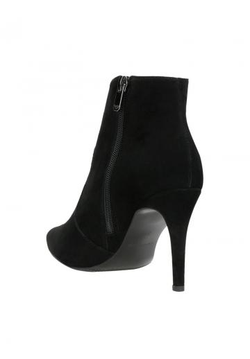 Полусапожки на высоком каблуке