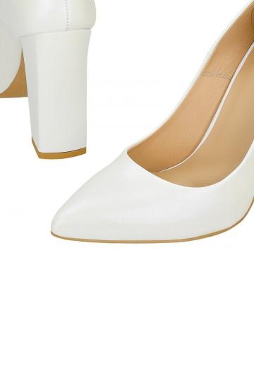 Туфли на высоком каблуке