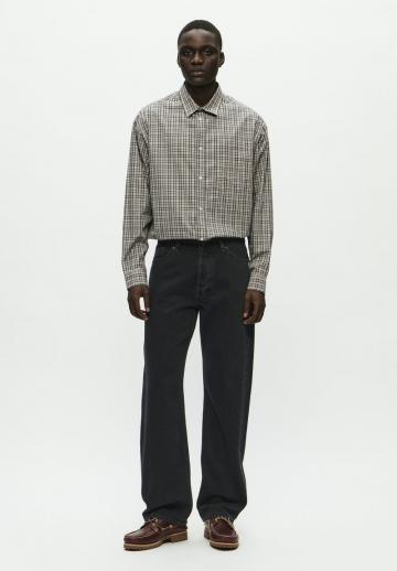 Прямые джинсы