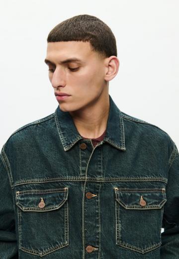 Джинсовая куртка