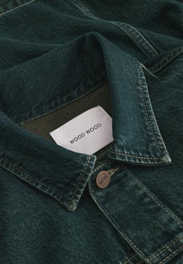 Джинсовая куртка