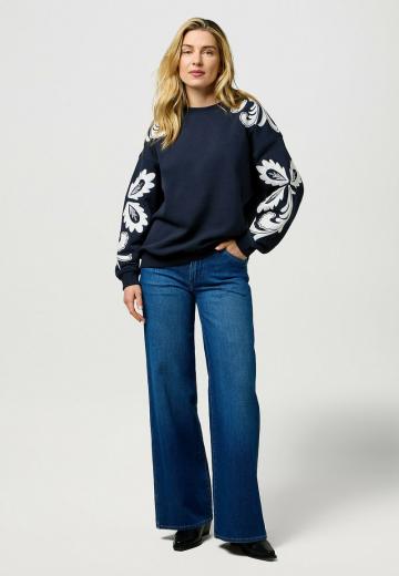 Свободные джинсы