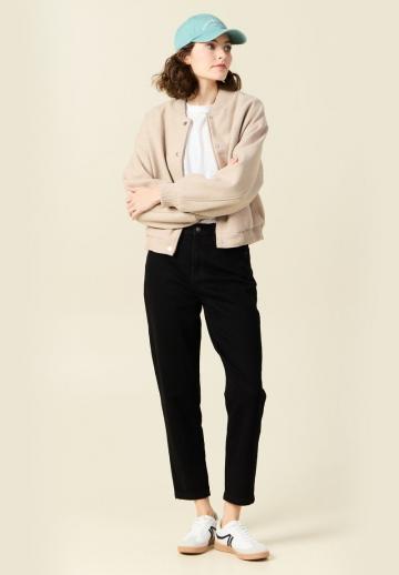 Свободные джинсы