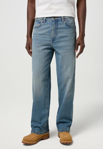 Свободные джинсы