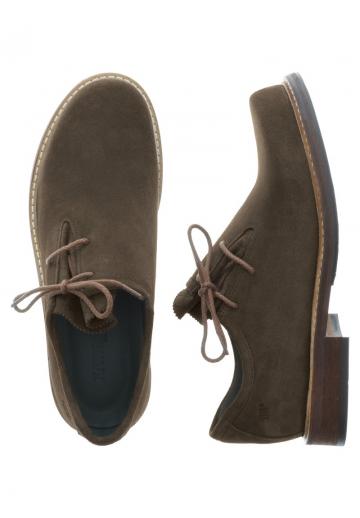 Ботинки на шнуровке