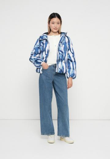 Зимняя куртка