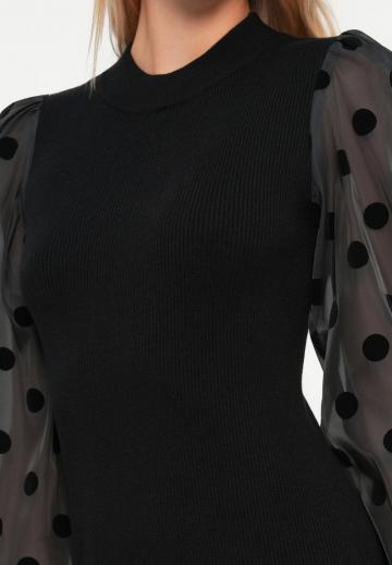 Вязаное платье