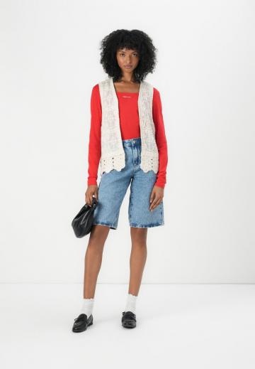 Вязаная кофта