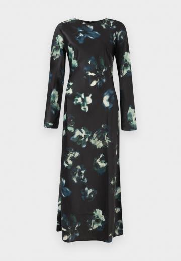 Платье макси