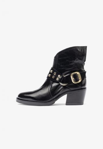 Ковбойские сапоги