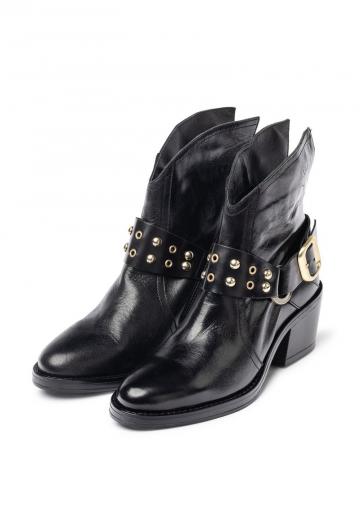 Ковбойские сапоги