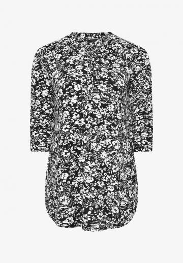 Длинная блузка