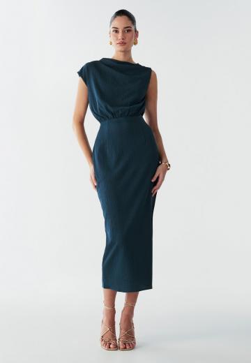 Платье футляр