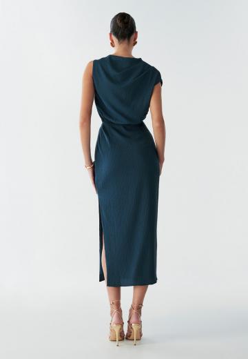 Платье футляр