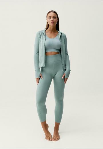 Спортивная куртка