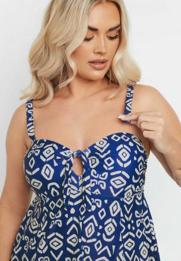 Слитный купальник