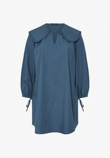 Короткое платье