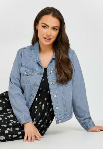 Джинсовая куртка