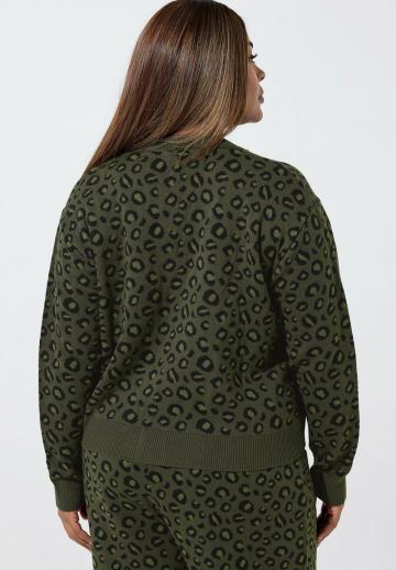 Жаккардовая вязаная кофта