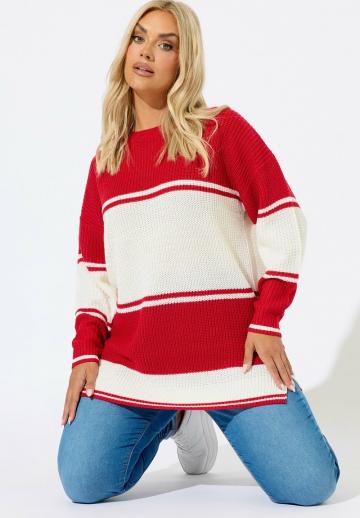 Пуловер в полоску