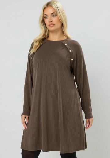 Вязаное платье