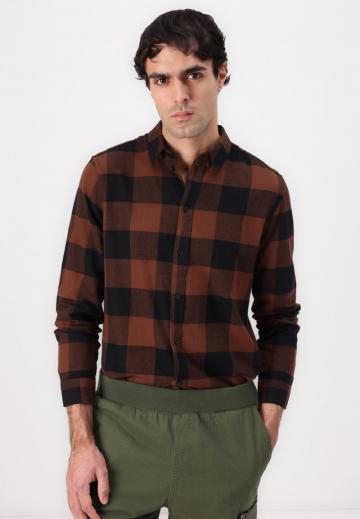 Брюки с накладными карманами