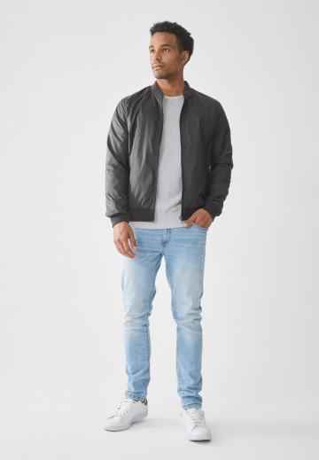 Куртка бомбер