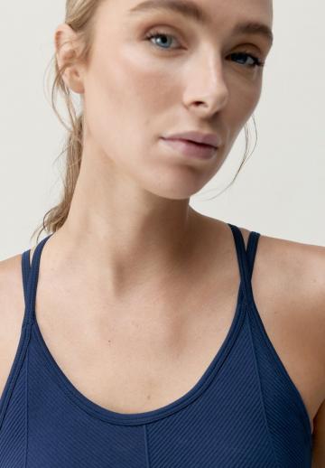 Спортивный бюстгальтер