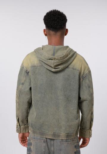 Джинсовая куртка