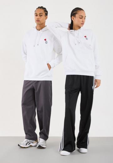 Пуловер с капюшоном