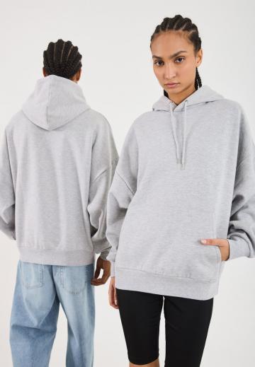 Пуловер с капюшоном