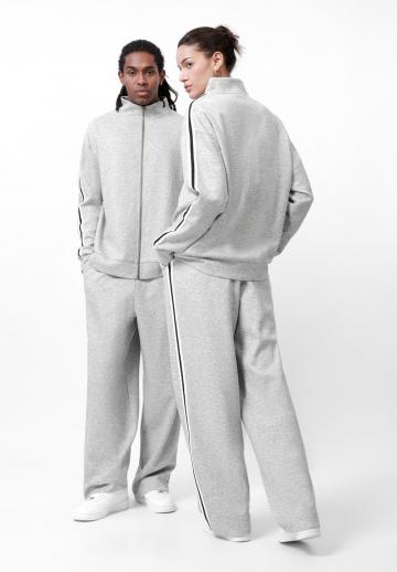 Спортивная куртка