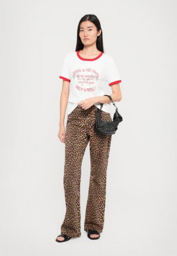 Прямые джинсы