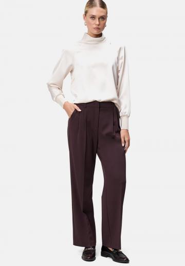 Атласная блузка