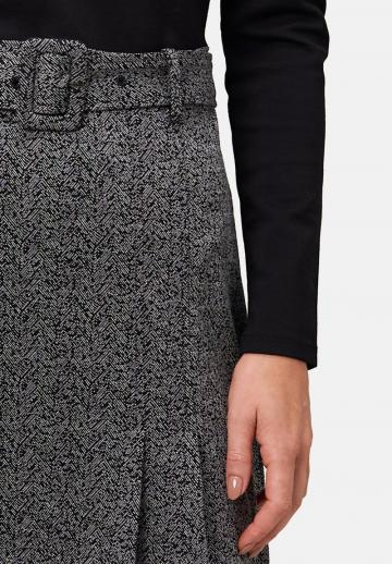 Платье футляр