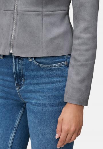 Короткий блейзер