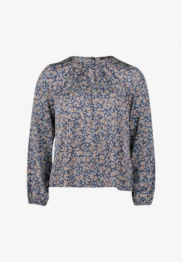 Атласная блузка