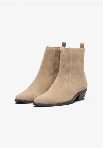 Ковбойские сапоги