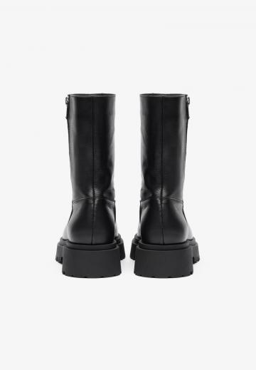 Полусапожки на платформе