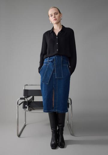 Юбка с накладными карманами