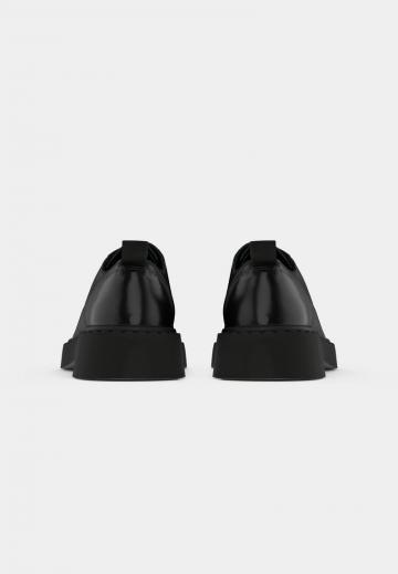 Ботинки на шнуровке