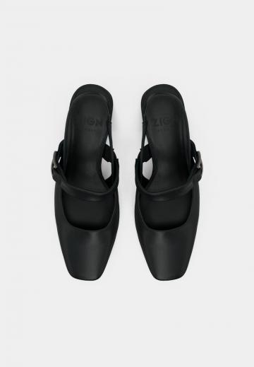 Туфли с ремешком