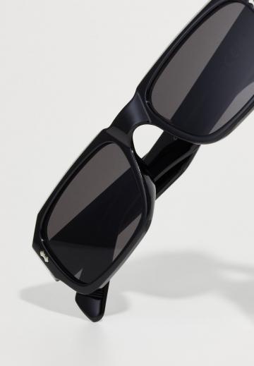 Солнечные очки