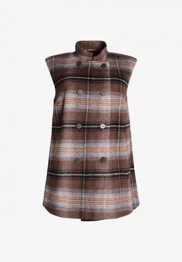 Длинный жилет