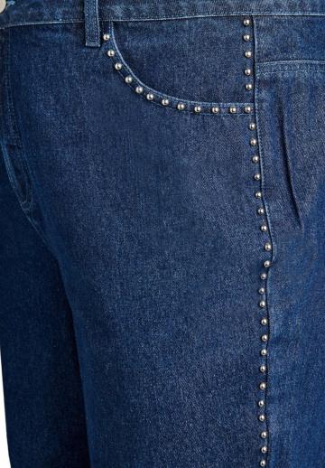 Клешеные джинсы