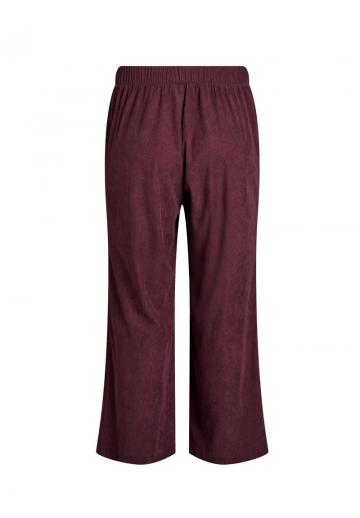 Свободные джинсы