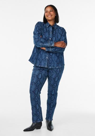 Прямые джинсы