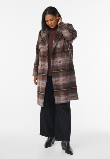 Шерстяное пальто