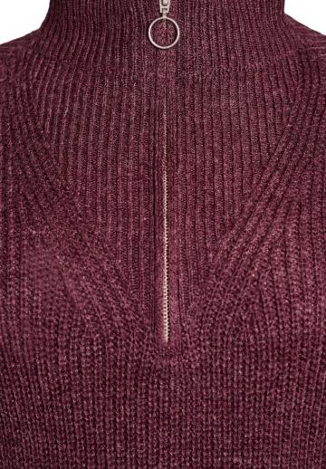 Вязаное платье